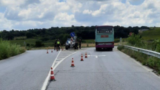 При специализирана полицейска акция са спрени общо 275 нелегални мигранти на