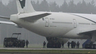 Канадец задържан за бомбената заплаха на Boeing 777
