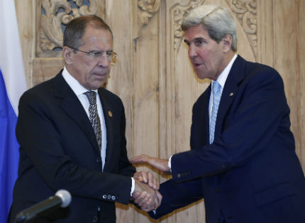 Лавров и Кери не изключват среща за Иран на ниво министри в следващите дни 
