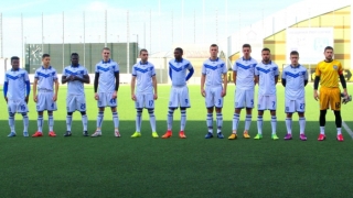 Опит за кражба на таблото на стадион втрещи футболните фенове