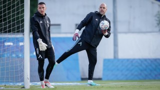 Четиринадесет различни вратари пазиха за Левски през последните 10 сезона