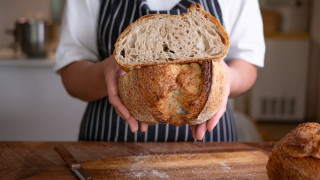 Хлябът макар и демонизиран като лоша храна всъщност съвсем спокойно