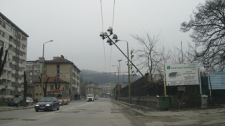 Предупреждават за силен вятър в цялата страна