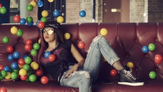 Дара влиза в "Ние, нашите и вашите"