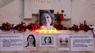 Заподозрян за убийството на журналиста Дафне Галиция се призна за виновен