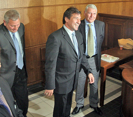 МВР се обърка за Маджо