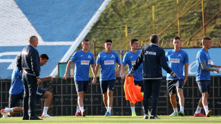 Защитникът на Левски Иван Горанов тренира на 100 във втори