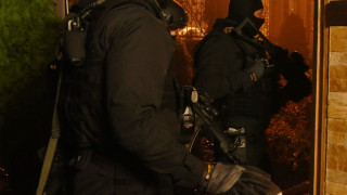 Обискират дома на задържания легионер от Орешник