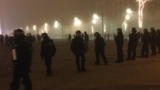 Унгарската полиция използва сълзотворен газ в четвъртък вечерта в центъра