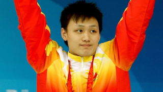 Кореец триумфира на 400м свободен стил