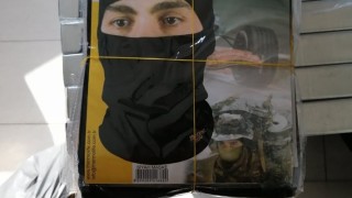 Митничари откриха контрабандни флакони със спрей и термо маски в