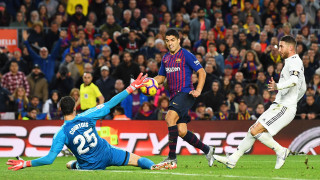 Звездата на Барселона Луис Суарес не е притеснен че каталунците