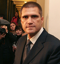 Новият министър „вдига завесата” над българската армия 