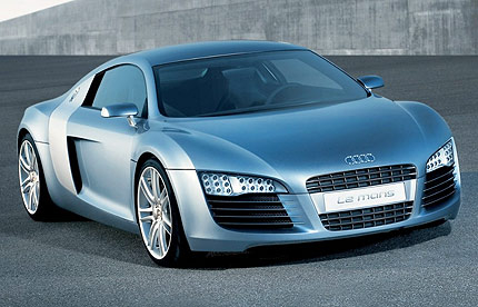 Audi R8 ще има и открита версия