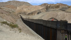 САЩ отвориха гранични пунктове с Мексико 