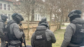 ГДБОП провежда акция в столичния кв Кръстова вада съобщава БиТиВи Операцията