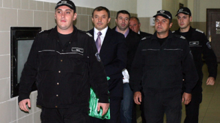 Ал. Петров внедрявал агенти сред варненските проститутки