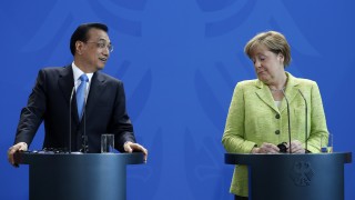 Германия и Китай тясно да си сътрудничат по световните проблеми, зове Меркел