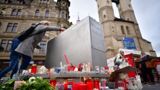 Бяха повдигнати въпроси за реакцията на полицията след нападението срещу