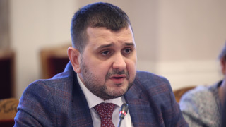 Народният представил Йордан Иванов се кандидатира за лидер на Демократи