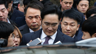 Южнокорейската прокуратура поиска 12 г затвор за вицепрезидента на Самсунг