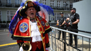 В последните седмици новините за сватбата на принц Хари и