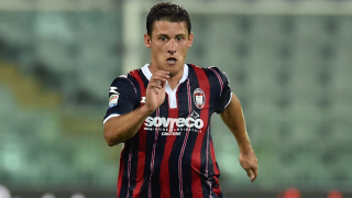 Националът Александър Тонев вкара два гола за победата на Кротоне