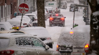 Сняг и студ предизвикаха транспортен хаос в Германия