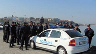 Несебър на борба с вандалите