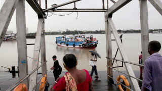 Индия потвърди че заразените с коронавирус в държавата са надхвърлили