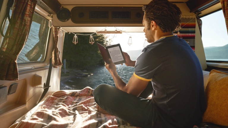 Новият Kindle Paperwhite – водоустойчив и със страхотен екран