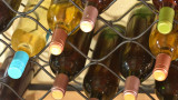  Френски винопроизводители ще вършат дезинфектанти от непродаденото вино 