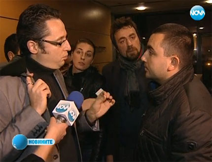 Депутати от Атака нахлуха в Нова телевизия