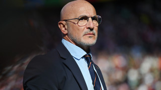 Европейският шампион Испания поднови договора на селекционера си Луис де