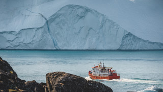 Откриха нов остров под топящия се лед на Антарктика