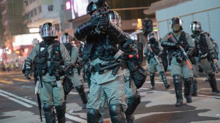 Хонконг изпадна в рецесия Икономиката на търговския център е засегната