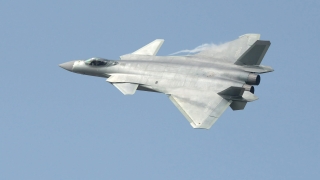 Девет китайски самолета са пресекли средната линия на Тайванския проток