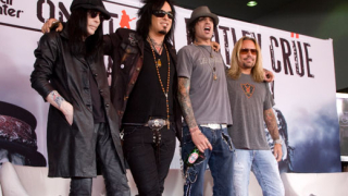 Motley Crue преиздават "Dr. Feelgood"