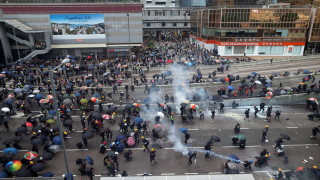 Протестите в Хонконг продължиха и днес за 13 та поредна седмица