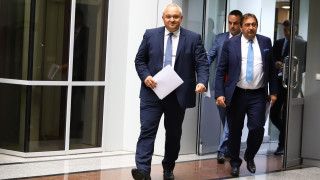Служебният вътрешен министър Иван Демерджиев се е натъкнал на два