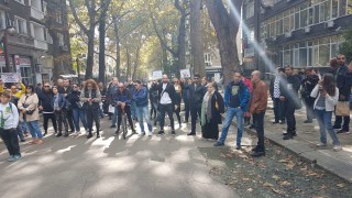 Областният на Бургас се разграничи от своя протестиращ заместник