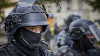 Традиционните митинги за 1 май в Париж които обикновено протичат