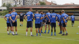 Отборът на Левски ще отседне във Вършец преди дебютния мач