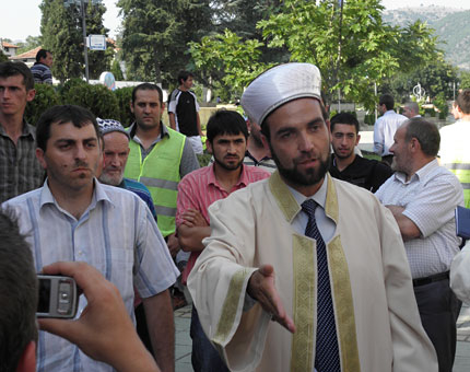4000 мюсюлмани тръгват към София за Национален протест