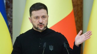 Украинският президент Володимир Зеленски удостои с държавни отличия 143 чуждестранни