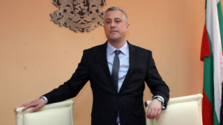 Лукарски предлага на Куба киселото ни мляко