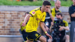 Джовани Рейна може да продължи кариерата си в Серия А