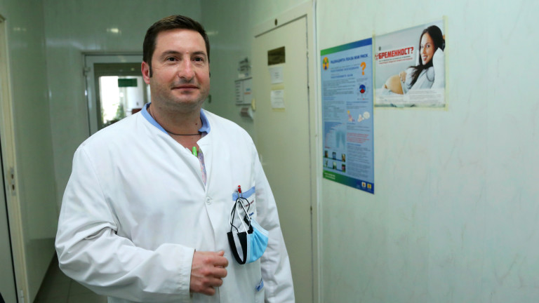 Момче е първото бебе, родено през 2021 година във Втора