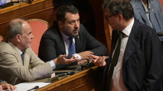 Две малки формации Италианската левица и Зелените са се