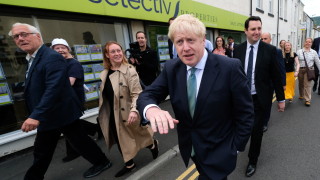 Борис Джонсън е бил изключен от брифингите с класифицирана информация